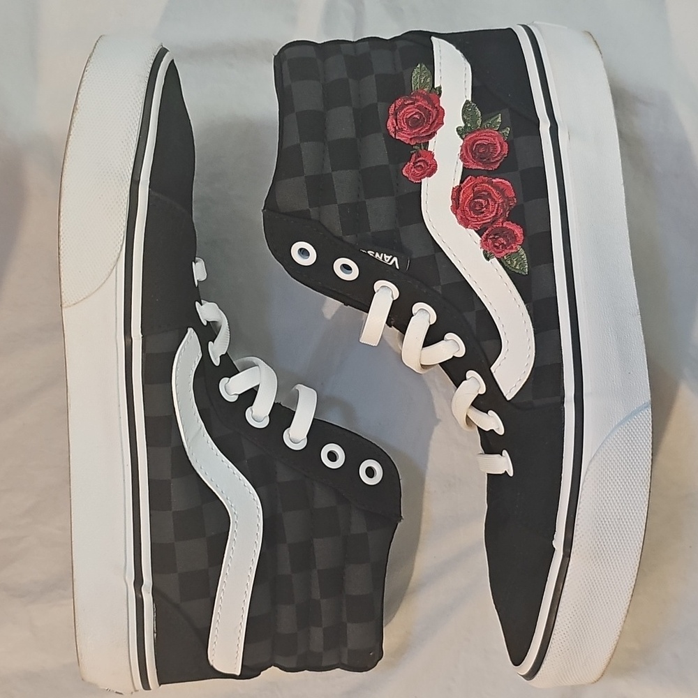 Vans Filmore High Top, Rose Embroidered Sneakers Women's 7.5 Used - Picture 8 of 16